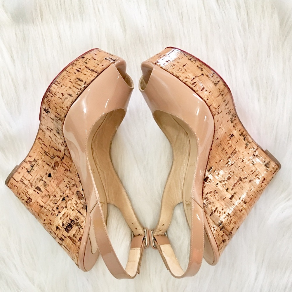 ⭕️SOLD⭕️ 💯🆑 UNE PLUME 140 WEDGES PATENT NUDE - Picture 5 of 8